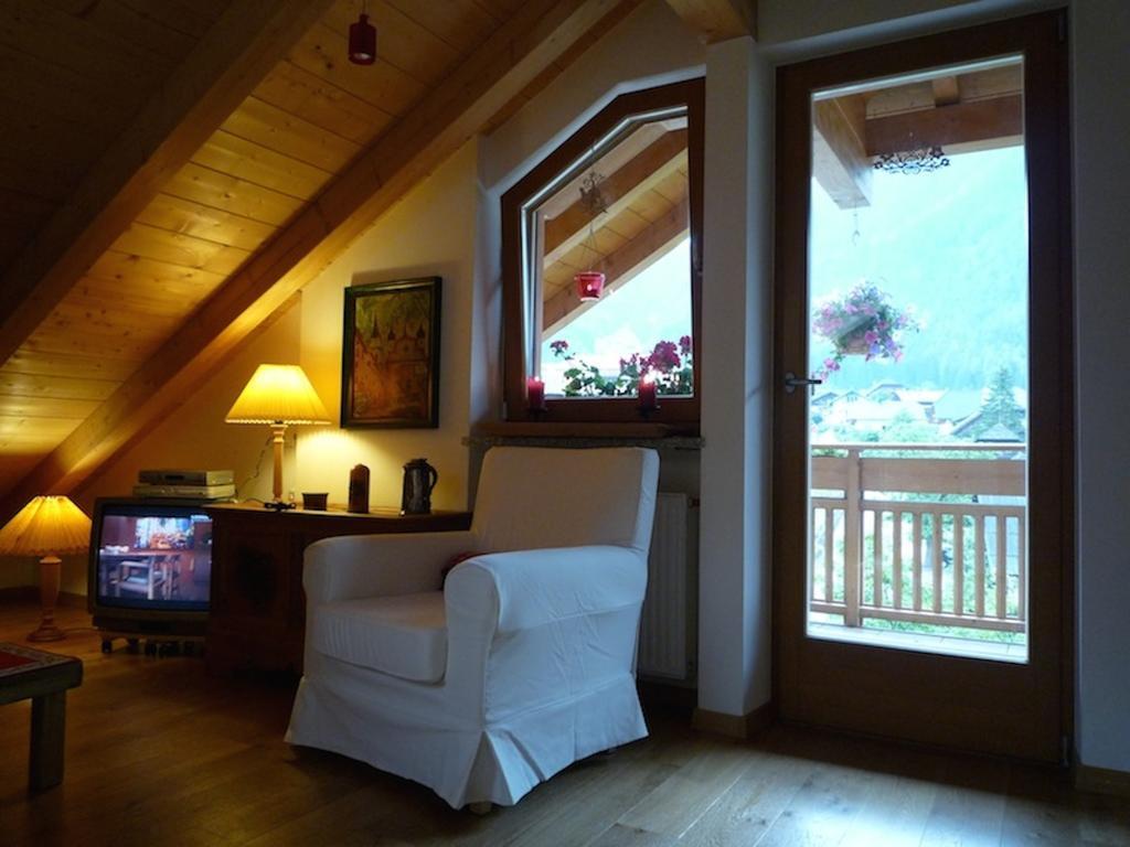 Appartement Mansarda Dolomiti à Rasun di Sopra Chambre photo